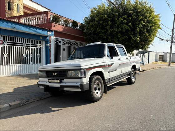 CHEVROLET D20 4.0 CUSTOM DE LUXE CD 8V DIESEL 4P MANUAL